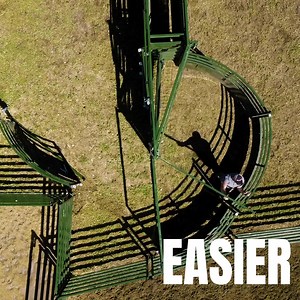 A portable handling system takes ranchers over any terrain with ease. ➡ 18 feet of adjustable alley ➡ 16-foot collapsible tub ➡ Electric jacks ➡ Poly-coated slam latches ➡ Exclusive brand safety promise The Q-Catch 87 Series Portable Chute, Alley, and Tub saves the hard work for where you really need it. | Arrowquip