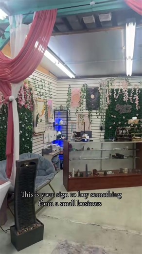 Vintage Reflections on TikTok