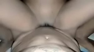 It's a pussy that fucks well. The clitoris sucks the cock so thrillingly. She sucks the cock until the cum fills her mouth. Then he thrusts the cock into the clitoris hole, fucking her pussy with loud moans. She makes her extremely aroused. She orgas