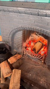 14 reactions | Keeping Cosy 李 | London Trader 2025 | Facebook