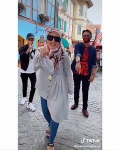 414K views · 654 shares | Aku pilih pilih lagi... Lagu Iman Troye ni sangat catchy 藍 | TikTok | Facebook