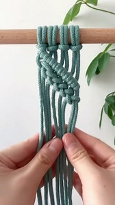 Macrame Graphical Weaving #tutorialshare . Perfect for Bracelets, Belts, Wall Hangings, and Beyond! #macrame | Curtainall