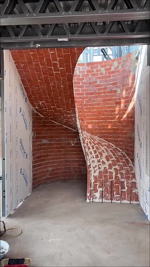 The Secret to a 700-Year-Old Collapsible Staircase Technique