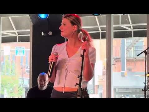 Mariel Mae Nashville