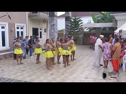 Elle n'est venue que pour regarder au concours de danse mais le prince l'a vue et l'a fait sa reine2