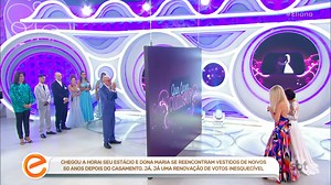 208K views · 4.1K reactions | Seu Estácio e Dona Maria se reencontraram vestidos de noivos 30 anos após o casamento | Programa Eliana | Facebook