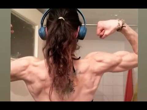Skinny girls Flexing 232