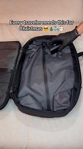 4.4K views | Airlines hate this backpack (42) | Diversão no Face | Facebook