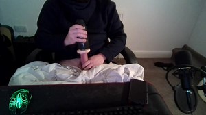 Streamer Caught Using Fleshlight on Stream&excl;