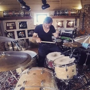 7.7K views · 739 reactions | #tbt less beard ..... #shuffle | Ash Soan | Facebook