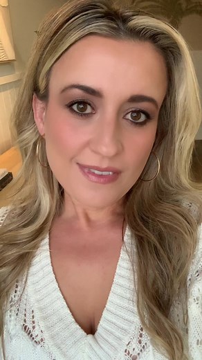 4.3K views · 203 reactions | Getting Over You is OUT NOW! Follow me on Spotify, stream and add to your playlists ♥️ Listen here  https://checked.ffm.to/gettingoveryou | Kirsty Lee Akers | Facebook