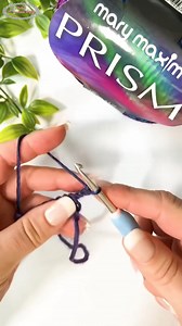11K views · 203 reactions | Crochet tip of the day: learn how to reduce gaps and bulk when crocheting in double crochet. #crochet #crochettips #crochettutorial | Crochet Patterns & Tutorials by Nicki's Homemade Crafts | Facebook