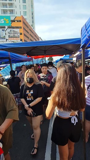 Charcoal BBQ Chicken wing at KSL Monday night market pasar malam 🇲🇾😀😂👌❤️😍 KSL新山超人气星期一夜市木炭烧烤鸡翅 #KSLMondayNightMarket #mondaynightmarket #mondaypasarmalam #kslpasarmalam #kslcitymall #kslshopping #jbnightmarket 😍 #jbfoodies #johorsingaporecauseway #johorbahru #jbfoodie #jbnightmarket #pasarmalam #nightmarket #新山夜市 #kslnightmarket #KSL夜市 #wheretoeatjb #sgfoodie #jb #KSL #explorejb #jbtripping #jbtrip #ksljb #holidayplaza #holidayvilla #kslmonday #新山超人气夜市 #烧烤鸡翅 #bbqchickenwing #chickenwing | 
