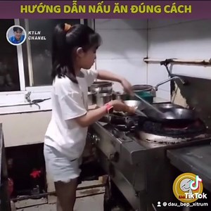 3.1K views · 38 reactions | Nhu thế cháu dã được di học bếp chưa các chú | Đồ Chơi Nhà Bếp | Facebook