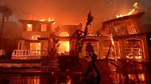 Hundreds of Homes Evacuated as Wildfire Races Through Laguna Niguel Neighborhood