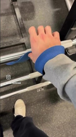 How to use wrist straps