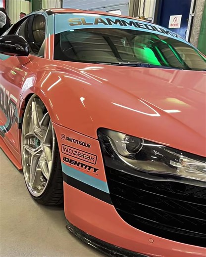 What are your thoughts on this slammed Audi R8 🔥 #audi #audir8 #slammed #fastcar #fastcarmag | Fast Car Magazine