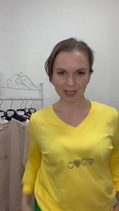 Tričko alebo mikinka so zirkónikmi 🥰 | OLI - elegancia, ktorá sedí