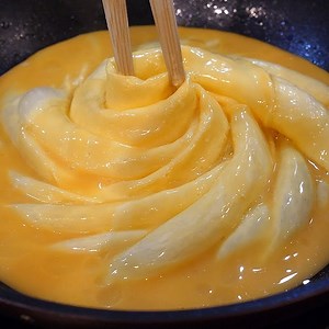 3.6K views | Tornado Omelette Rice - korean street food. | Gregory food | Facebook