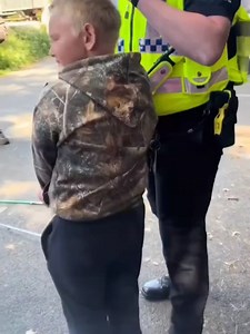 This boy buys baby diapers every day. But when the cashier discovered why, she immediately called the police.#truestory #LearnOnTikTok #AprendeConTikTok #diapers #babies #police #boy