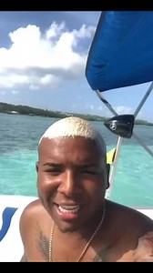 71K views · 835 reactions | JAJAJAJAJA noviembre llega ya | Angel Lyrics | Facebook