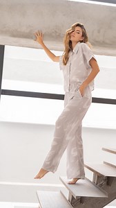 Adriana Arango es un estilo de vida que te acompaña en todos los momentos del día; en tu intimidad, en tus días sport y en tu tiempo de descanso 😍 Juntas somos magia ✨ #estilodevida #adrianaarango #descanso #sport #ropaintima #medellin #colombia #girl #girlpower #women | Adriana Arango