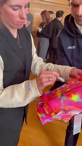 #TDFF2024 : En attendant le Grand Départ du Le Tour de France Femmes avec Zwift le 12 août aux Pays-Bas, le maillot qui rend hommage au Grand Départ du #TDFF2024 depuis Rotterdam et il est déjà collector 🚴‍♂️😀🚴 https://CyclismActu.net : "Le vélo est partout & toujours ici" #Rotterdam #TDF2024 #TDF | Cyclism'Actu