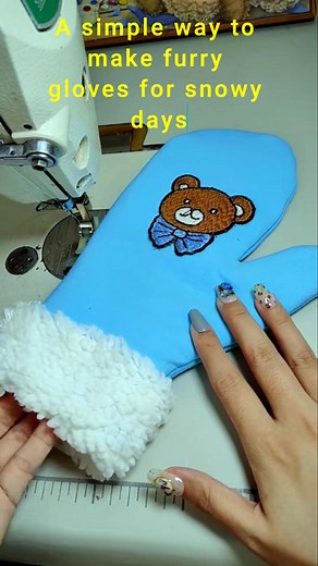A simple way to make furry gloves for snowy days - DIY sewing #gloves #furrygloves #winterfashion #snowy #Craft #easytolearn #Handmade #lovecrafting #handmadediy #howtomake #handcraft #howto #crafting #new #Crafting #tutorial #reelsfypシ #crafts #trending2023 #trending #selfimprovementdaily #diyhome #allgirlsthings #diycrafts #diyideas #cute #easydiy | All Girls' Things