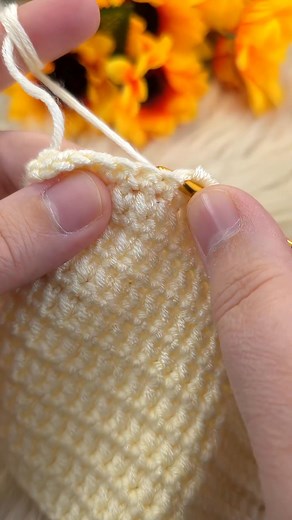 1.9K views · 28 reactions | The ultimate secret to a beautiful, beginner-friendly pattern... 狼✨臨 #crochet #knitting #crochetinspiration #amigurumi #crochetlover | Crochet | Facebook