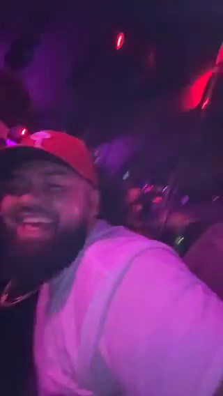 RT @PapiDeepThroat: Another straight guy I’m leaving the club with tonight 🤭 boutta eat his curious BWC