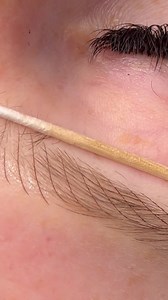 Microblading training courses available 👩🏻‍🏫 Beginner courses and masterclasses available. Below is an example of my work after one pass before adding my joining stroked and second pass. Let me know what all you lovely bunch think would be great to get some feedback also ❤️ | Belle Femme Aesthetics