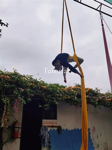 Secuencia Intermedio / Avanz Solo por la primera parte Cuidado con los cambios de manos, si no tiene buena corva, hacer la inversión con la mano izq arriba desde el inicio #tutorial #fyp #howto #aerialist #parati