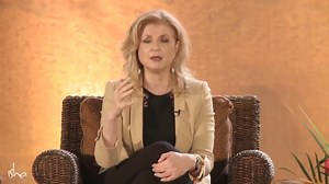   Can Women Leaders Make The World More Peaceful? | Arianna Huffington And Sadhguru This Business Women's Day, let's watch Sadhguru and Arianna Huffington discuss how the very definition of success need to be redefined. Sadhguru speaks about the balance of masculine and feminine for everyone's well being. | Isha Foundation | Facebook