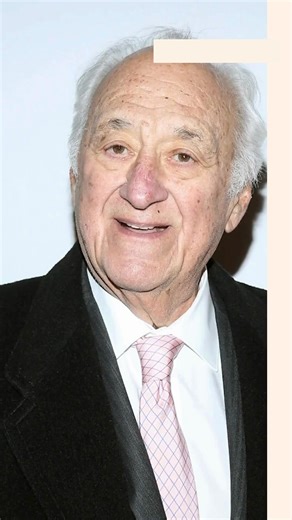 Jerry Adler, beloved as Hesh Rabkin on The Sopranos and a Broadway veteran behind and on stage, has passed away at 96. #JerryAdler #TheSopranos #Broadway #TVLegends #HollywoodNews #CaribbeanNews | Associates Times