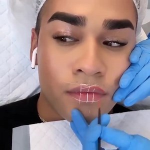 As an artist would you be able to welcome any client into your procedure chair and confidently do their lips? Sometimes boys want their lips done too. This is no rocket science when you attend a class with Everlasting Brows Educators 😍 Beautiful lip map by @mizzlissamckinney 🔥 👇👇👇 For more information visit link in below www.myabsolutebeauty.com | Everlasting Brows Microblading USA