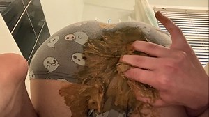 filling my favorite undies with hot diarrhea and farts!
