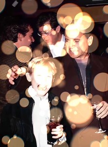 2.3K views · 32 reactions | Macaulay Culkin & Joe Pesci - 1991. | Raretvandfilm | Facebook