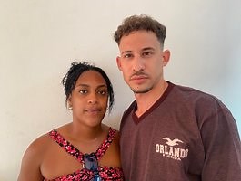 Live sex chat with EbonConLechita