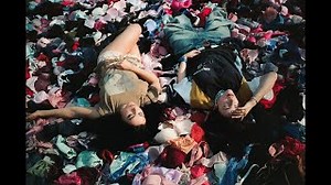 Charli XCX - Guess (feat. Billie Eilish)