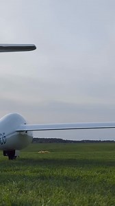 ❤️ © Fliegergruppe Wolf Hirth Kirchheim unter Teck #glider #gliders #sailplane #segelfliegen #gliderpilot #pilot #aviation #pilotlife #SoaringToNewHeights #gliderairstrip | Glider Airstrip