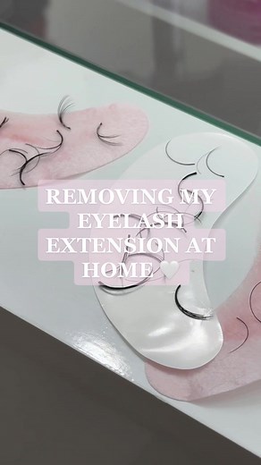 Removing Eyelash Extensions at Home Tutorial