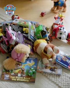 Nawet rodzice czasem potrzebują pomocy Psiego Patrolu. Tata wzywa Rubble’a, żeby nudne porządki stały się zabawą! | Spin Master Global | Facebook