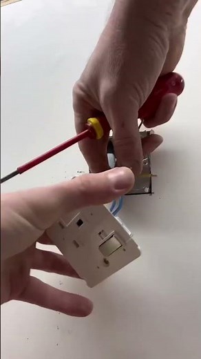 Quick and Easy Kitchen Socket Installation