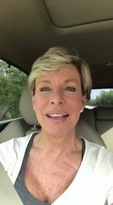 ¿Qué tú no puedes qué?!?! You can read my stories and subscribe to my page at: ANNETTEVAILLANT.COM #annettevaillant #fashionblogger #blogger #editor #WomenWithNoExpirationDate #beauty #beautyblogger #survivor #inspiration #rolemodel #breastcancer 🎀#breastcancersurvivor 🎀 #empowerment #MujeresSinFechaDeExpiracion | Annette Vaillant The Blog