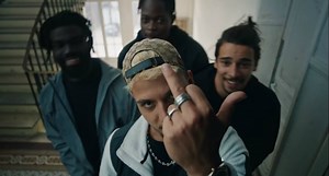 PLK inverse les rôles avec « Un peu de haine » [VIDEOCLIP]