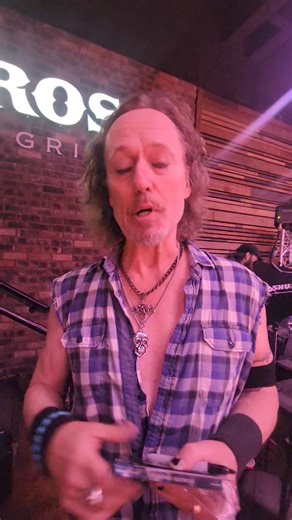 Carl Sentance of Nazareth. Ponderosa Lounge & Grill Portland, Oregon | JAM Magazine