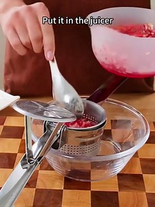 Yuehuam Pomegranate Deseeder and Peeler - Silicone Bowl Peeling Tool for Arils Removal