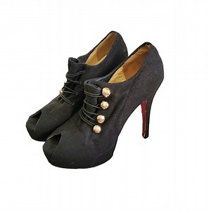 CHRISTIAN LOUBOUTIN | Loubout 150 Black Peep Toe Military Heeled Booties (9 US)