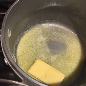 19 reactions | Smoked paprika + applewood smoked sea salt transforms Mac and cheese. Especially when I don’t have smoked Gouda. Manchego + cheddar do the trick | Spice Suite | Facebook