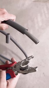 First cut, then grip. @petri_shk shows how fast you can work with the KNIPEX pipe cutter for composite pipes and protective tubes (90 25 20) and the KNIPEX pliers wrench (86 03 250). Thank you for the video, @petri_shk ! #knipex #tools #pliers #madeingermany #handtools #zangen #toolsofthetrade | Knipex